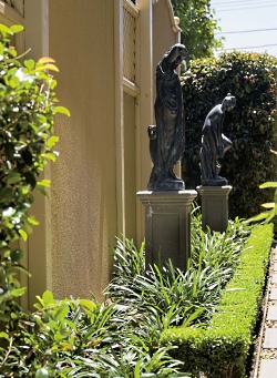 Traditional Garden by Scott Brown Landscape Design